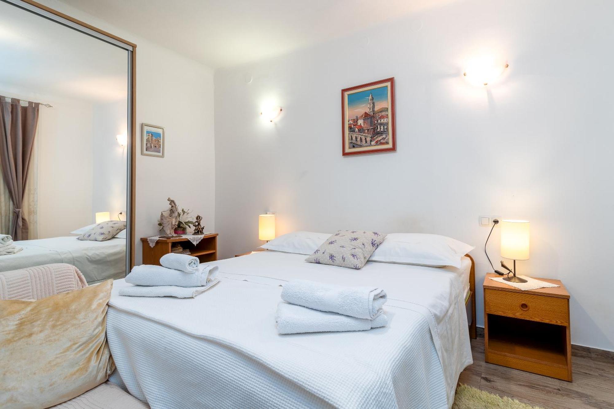 Apartman Duje 特罗吉尔 外观 照片