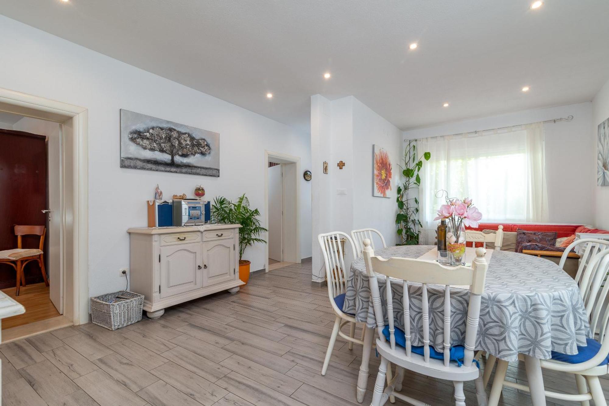 Apartman Duje 特罗吉尔 外观 照片