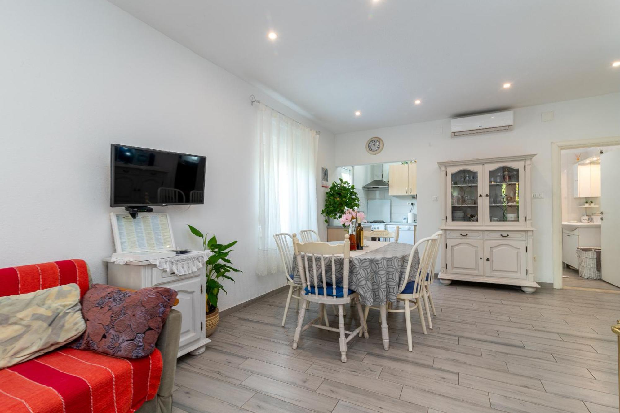 Apartman Duje 特罗吉尔 外观 照片
