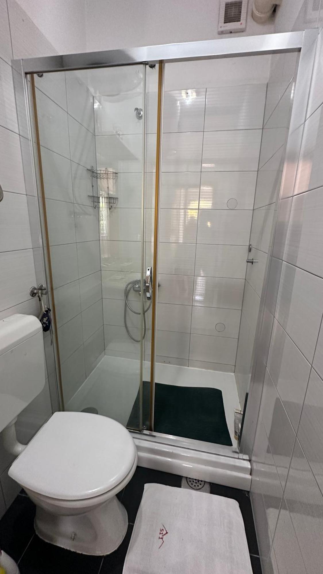 Apartman Duje 特罗吉尔 外观 照片